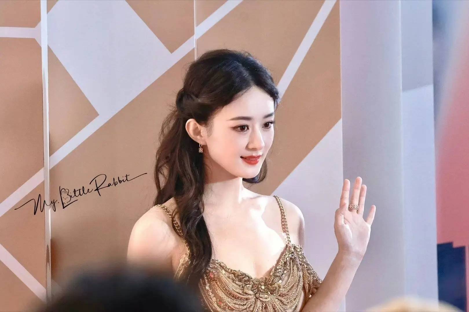 李雪健、赵丽颖分获百花奖最佳男女配角,于适获得最佳新人奖