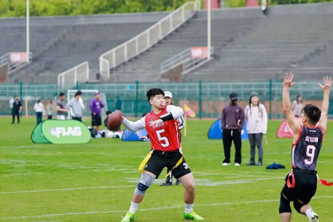 战报 | 北大腰旗橄榄球队获第14届NFL大学碗全国总决赛季军