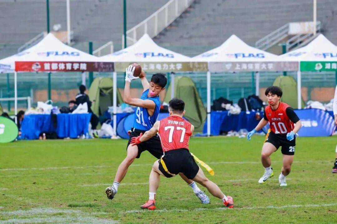 战报 | 北大腰旗橄榄球队获第14届NFL大学碗全国总决赛季军