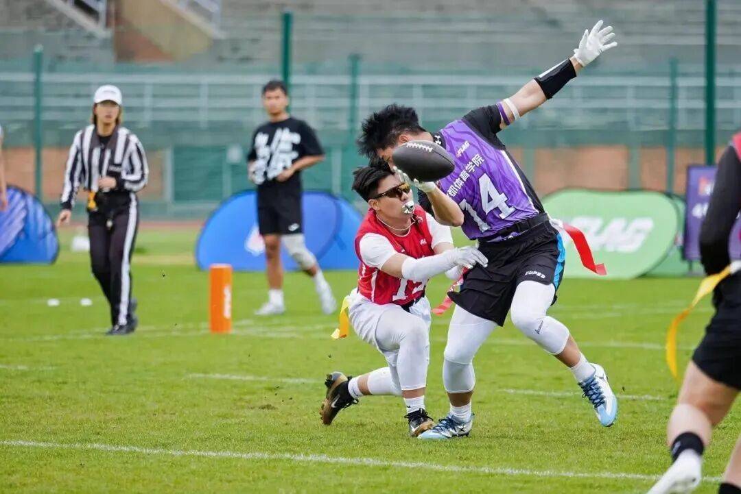 战报 | 北大腰旗橄榄球队获第14届NFL大学碗全国总决赛季军
